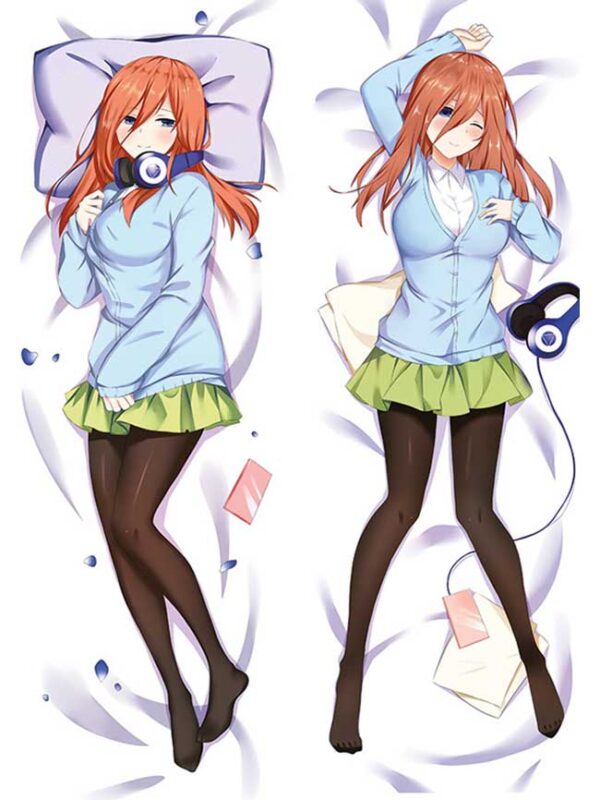 miku nakano dakimakura