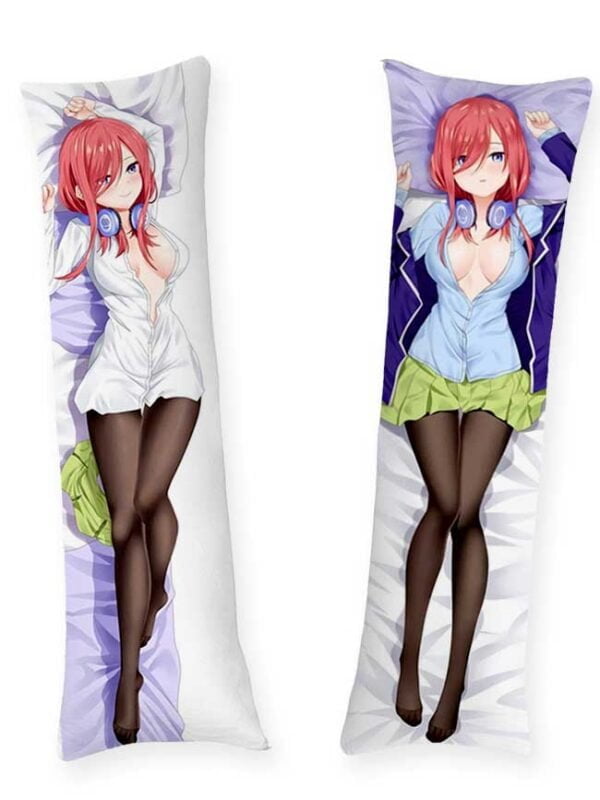 miku dakimakura
